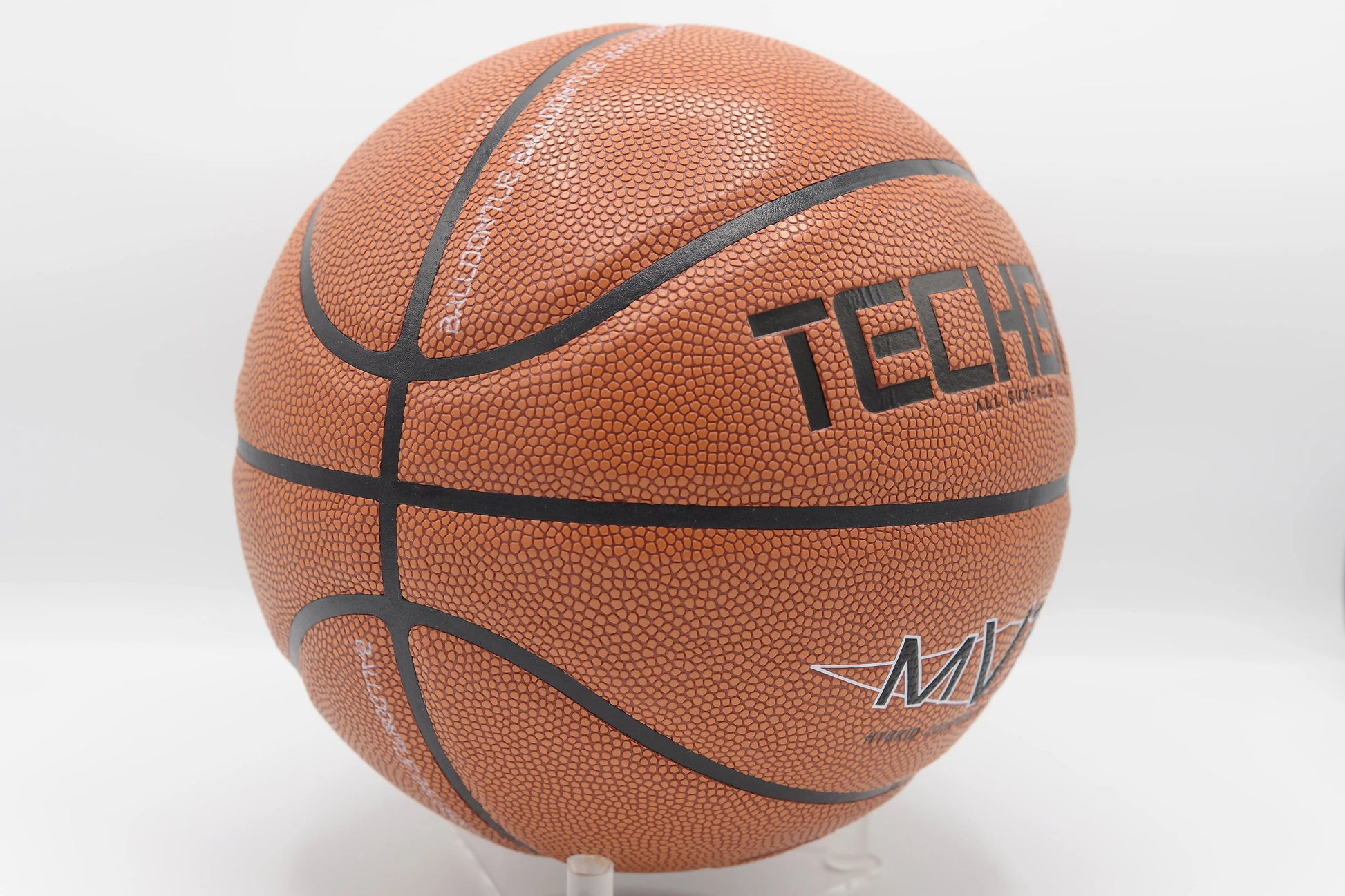 Ballon de Basket TB-MVP 3/4 Gauche